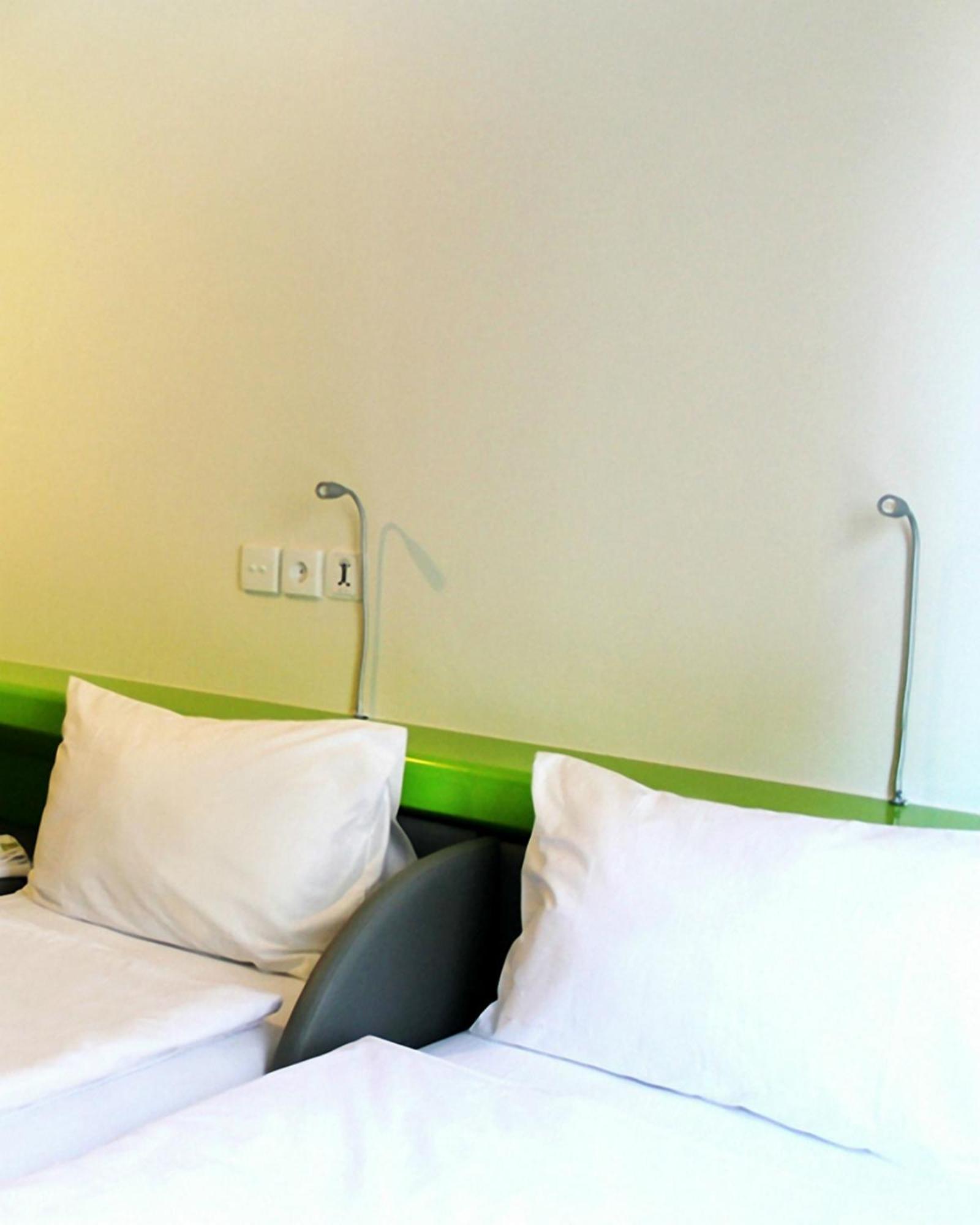 Pop! Hotel Airport Jakarta Tangerang Camera foto